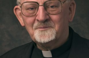 Cha Peter-Hans Kolvenbach, SJ: thư về tông đồ xã hội của Dòng Tên, 2000