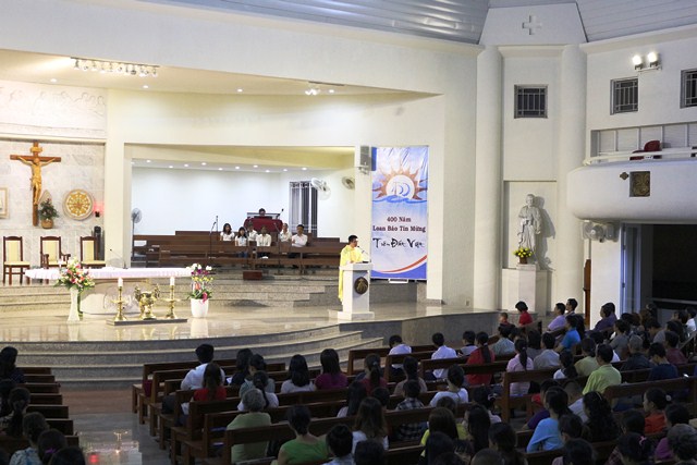 Gx. Thiên Thần khai mạc Năm thánh 400 năm loan báo Tin Mừng trên Đất Việt Gx. Thiên Thần khai mạc Năm thánh 400 năm loan báo Tin Mừng trên Đất Việt