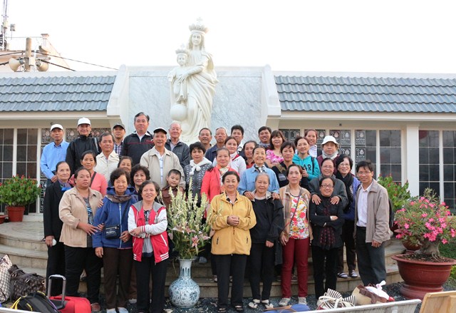 Giáo xứ Thiên Thần hành hương Năm Thánh Giáo xứ Thiên Thần hành hương Năm Thánh