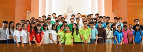 “Tông đồ sinh viên mang tính giằng co hơn là thách đố” “Tông đồ sinh viên mang tính giằng co hơn là thách đố”