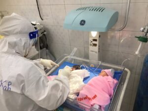 Thiên thần nhỏ gửi mẹ bị nhiễm Covid Thiên thần nhỏ gửi mẹ bị nhiễm Covid