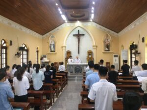 Linh thao - Đi để trở về trong tình yêu