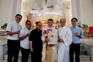 Tạm biệt Cha - người khai sáng Tạm biệt Cha - người khai sáng