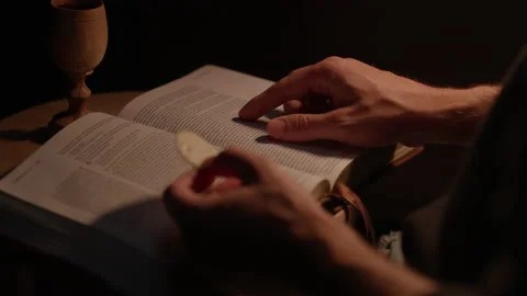 Ơn gọi Tông Đồ Thánh Kinh và Thánh Thể Ơn gọi Tông Đồ Thánh Kinh và Thánh Thể