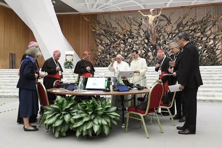 Đức Hồng Y Hollerich: Sự cởi mở của Thượng Hội Đồng “sẽ làm thay đổi Giáo hội” Đức Hồng Y Hollerich: Sự cởi mở của Thượng Hội Đồng “sẽ làm thay đổi Giáo hội”
