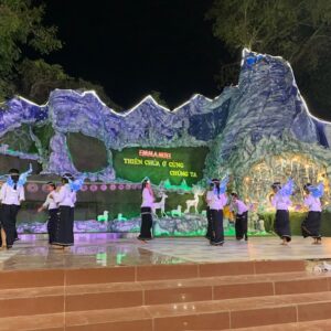 Chúa Giáng Sinh mở ra những nẻo đường về Chúa Giáng Sinh mở ra những nẻo đường về