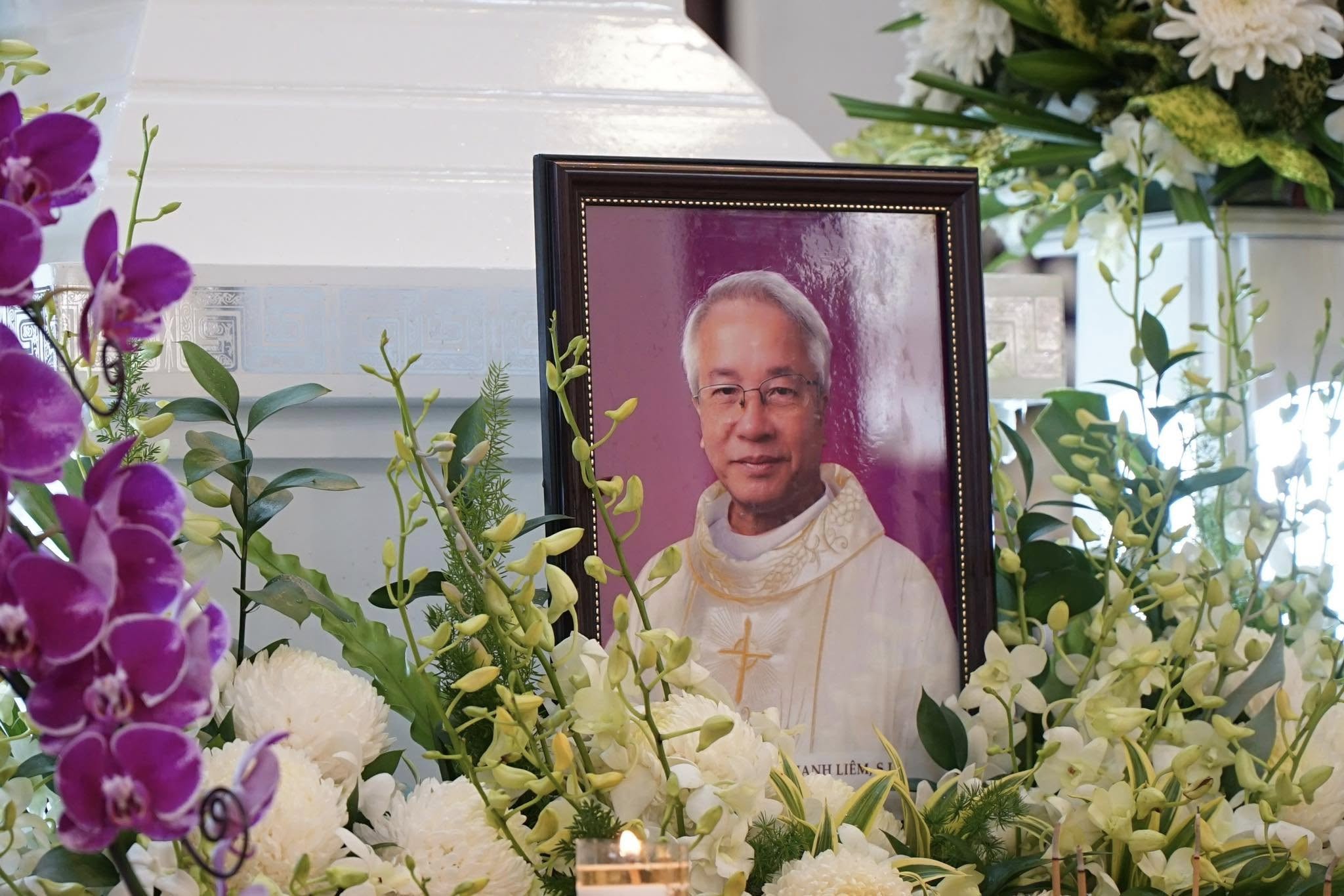 Thánh lễ An táng cha cố Giuse Phạm Thanh Liêm, S.J. Thánh lễ An táng cha cố Giuse Phạm Thanh Liêm, S.J.