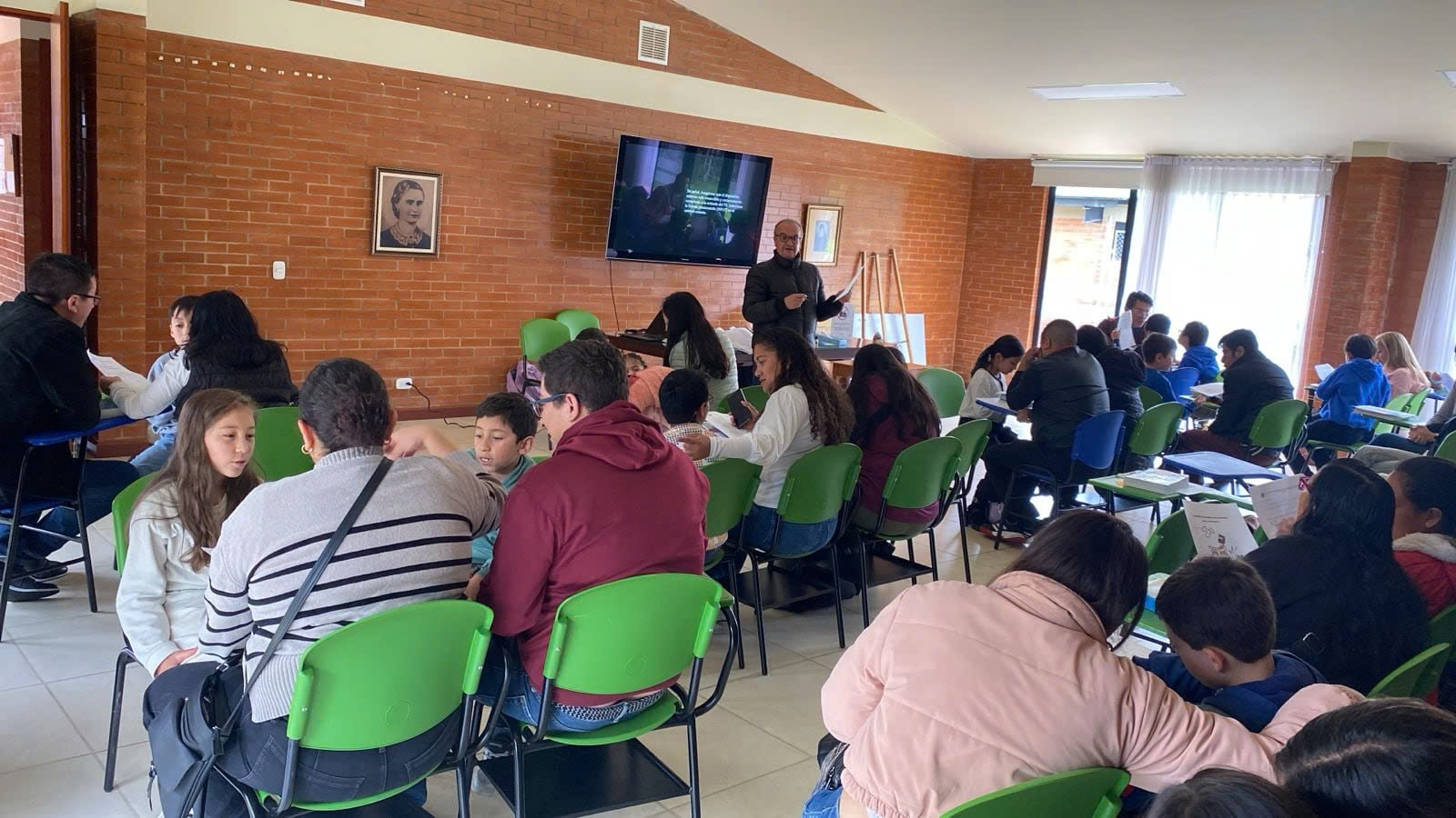 Từ Trường Giáo Lý Đến Giáo Lý Gia Đình: Một Góc Nhìn Từ Nam Mỹ Từ Trường Giáo Lý Đến Giáo Lý Gia Đình: Một Góc Nhìn Từ Nam Mỹ