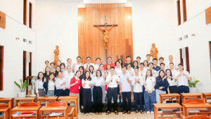 CLB Đọc Sách Inhã của Thư viện Dòng Tên - Không chỉ là đọc sách, nhưng là để Chúa ‘đọc’ đời mình CLB Đọc Sách Inhã của Thư viện Dòng Tên - Không chỉ là đọc sách, nhưng là để Chúa ‘đọc’ đời mình