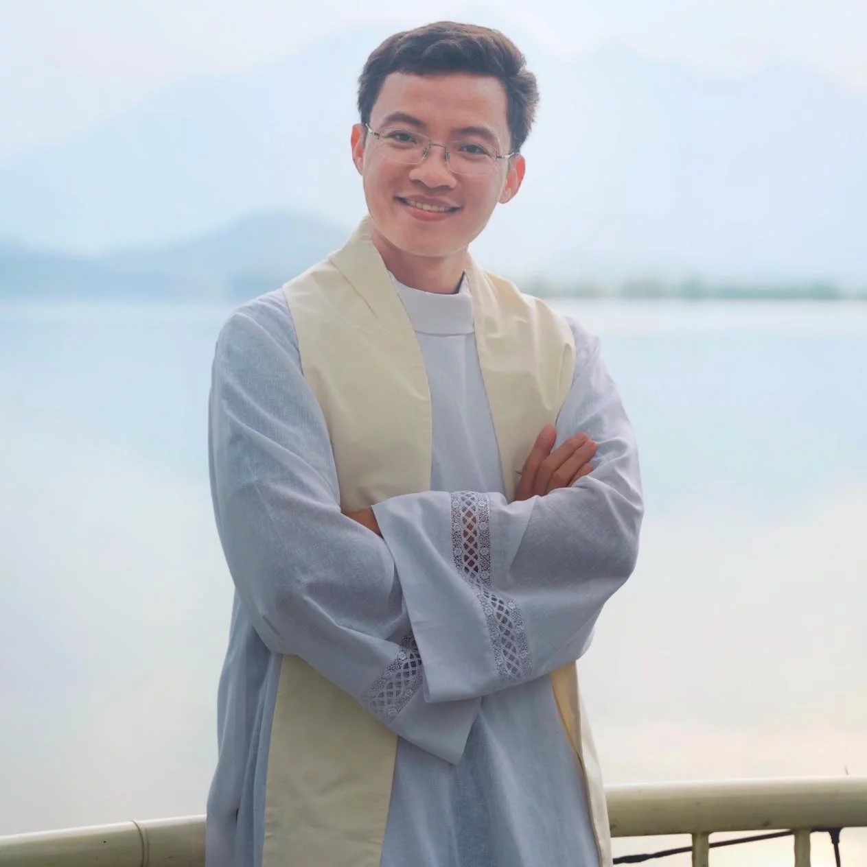 Đêm Canh Thức Tiễn Biệt Thầy Phêrô Lê Tuỳ Nguyễn Văn Hùng, SJ Đêm Canh Thức Tiễn Biệt Thầy Phêrô Lê Tuỳ Nguyễn Văn Hùng, SJ