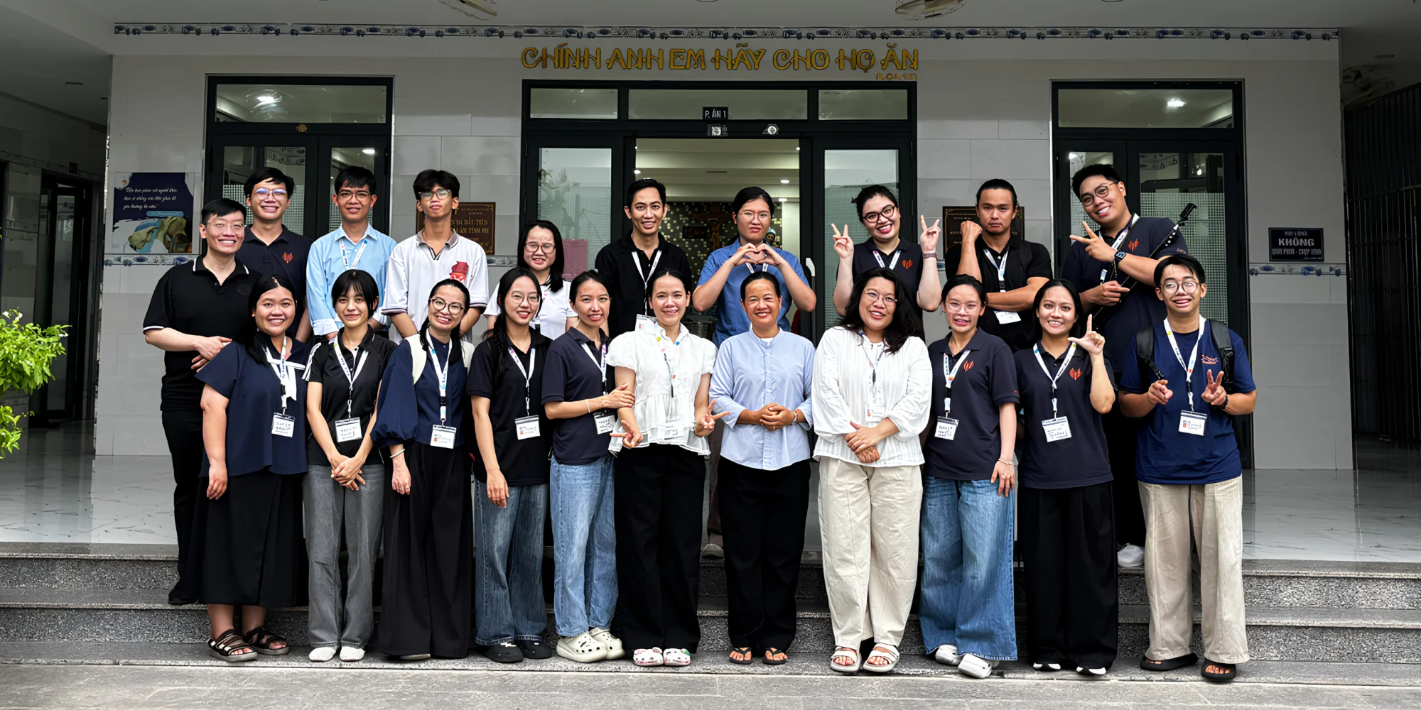Từ đào tạo đến hành động: Người trẻ “Raise & Rise” thực hành giảng dạy tại Mái ấm Tình Mẹ 2 Từ đào tạo đến hành động: Người trẻ “Raise & Rise” thực hành giảng dạy tại Mái ấm Tình Mẹ 2