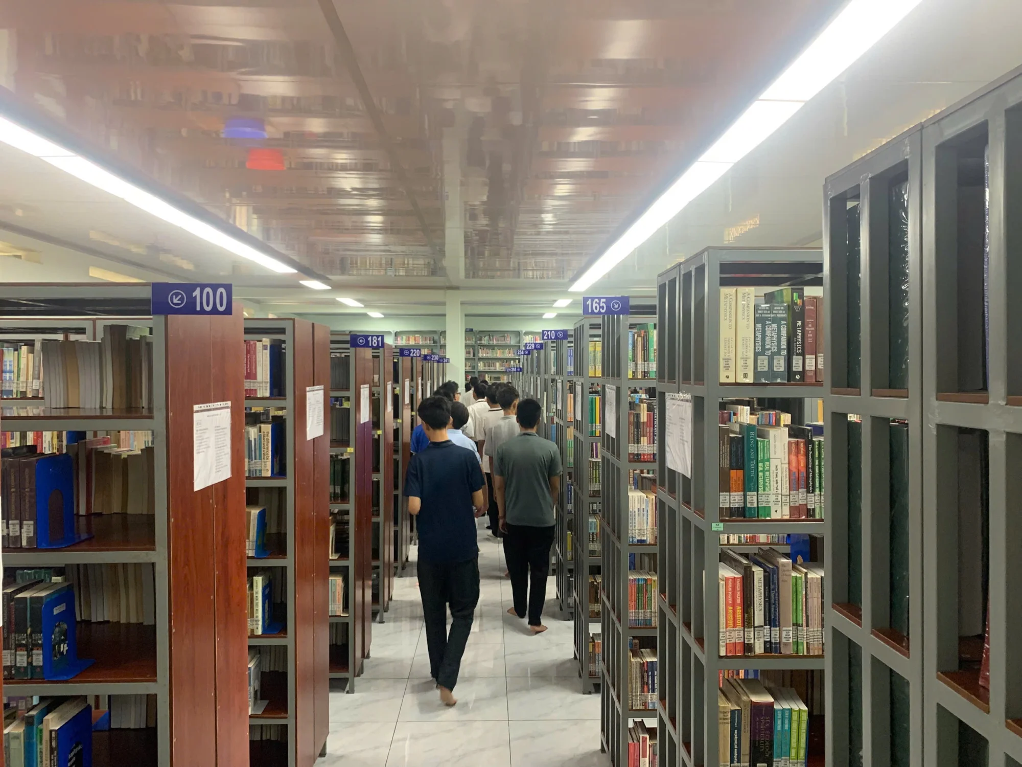 “24 giờ tập làm Jesuit” giúp bạn trẻ trải nghiệm đời sống Dòng Tên “24 giờ tập làm Jesuit” giúp bạn trẻ trải nghiệm đời sống Dòng Tên