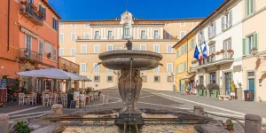 Dinh Tông toà ở Castel Gandolfo – Nơi nghỉ hè của các vị Giáo hoàng Dinh Tông toà ở Castel Gandolfo – Nơi nghỉ hè của các vị Giáo hoàng