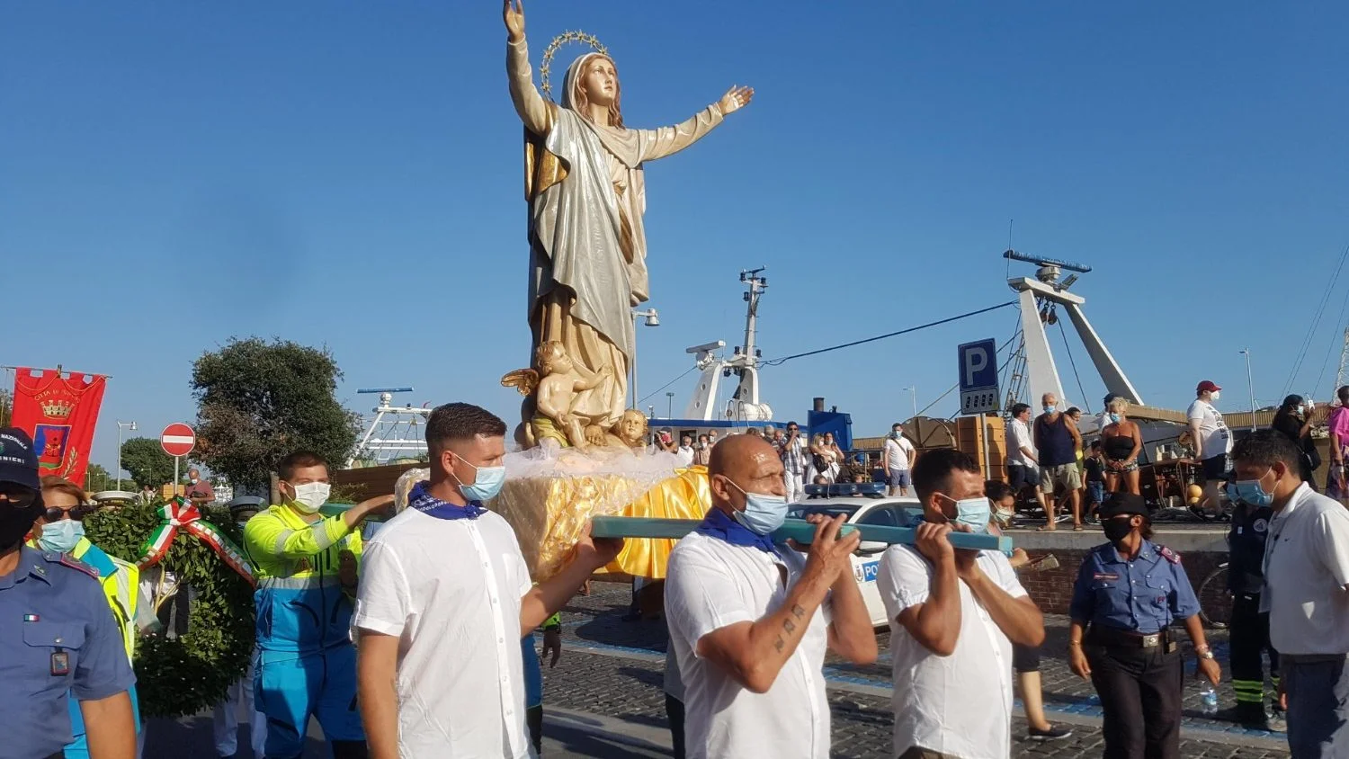 Ferragosto: Từ lễ hội Roma cổ đến Đại lễ Đức Mẹ Hồn Xác Lên Trời Ferragosto: Từ lễ hội Roma cổ đến Đại lễ Đức Mẹ Hồn Xác Lên Trời