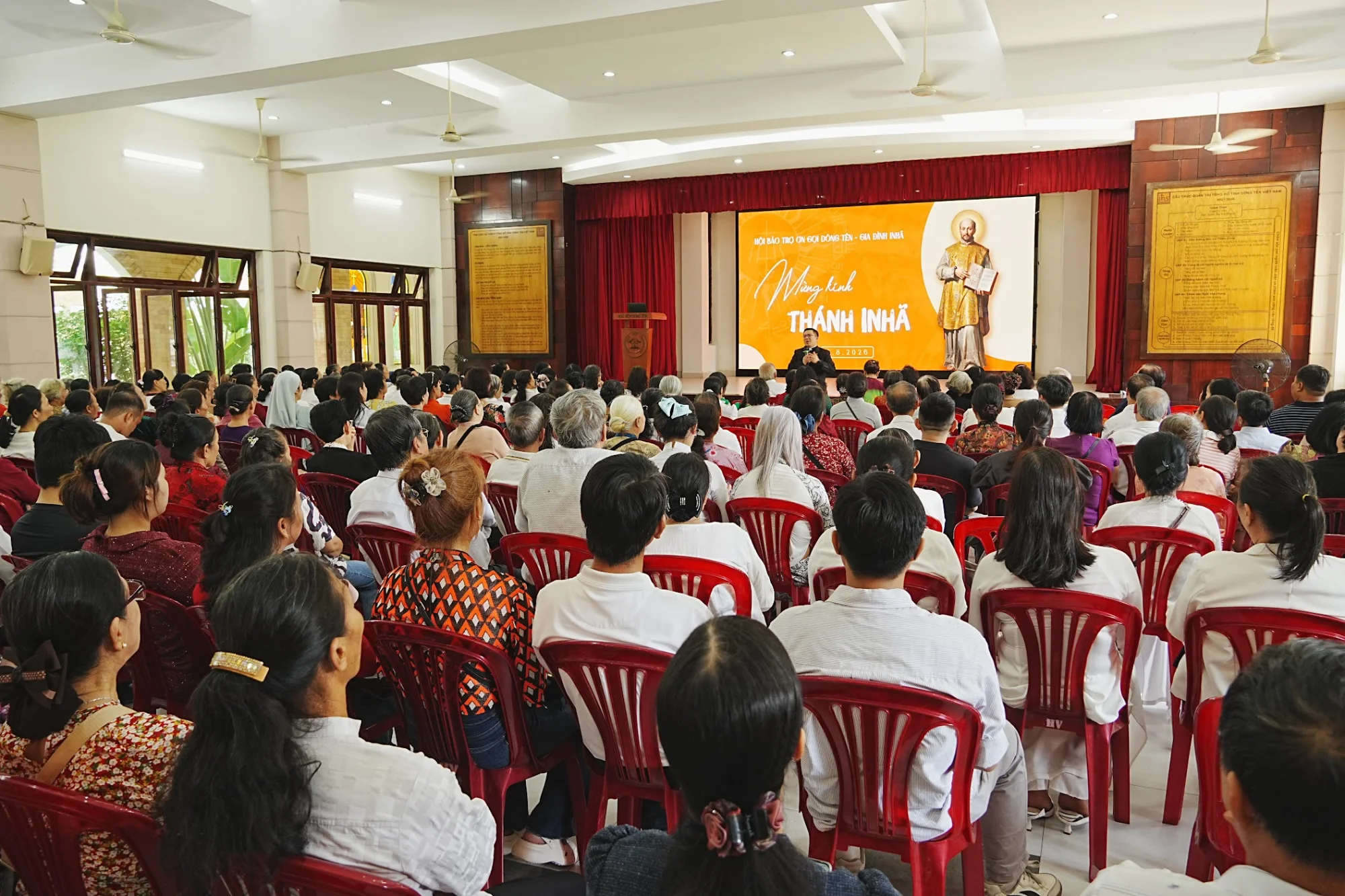 Thánh lễ mừng kính Thánh I-nhã - Hội Bảo Trợ Ơn Gọi Dòng Tên – Gia Đình I-nhã Thánh lễ mừng kính Thánh I-nhã - Hội Bảo Trợ Ơn Gọi Dòng Tên – Gia Đình I-nhã
