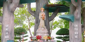 La Vang: không chỉ là phép lạ giữa mây trời, Mẹ đến để “ở lại”!