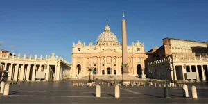 Đức Thánh Cha ban hành hiến pháp mới cho Quốc gia Thành Vatican Đức Thánh Cha ban hành hiến pháp mới cho Quốc gia Thành Vatican