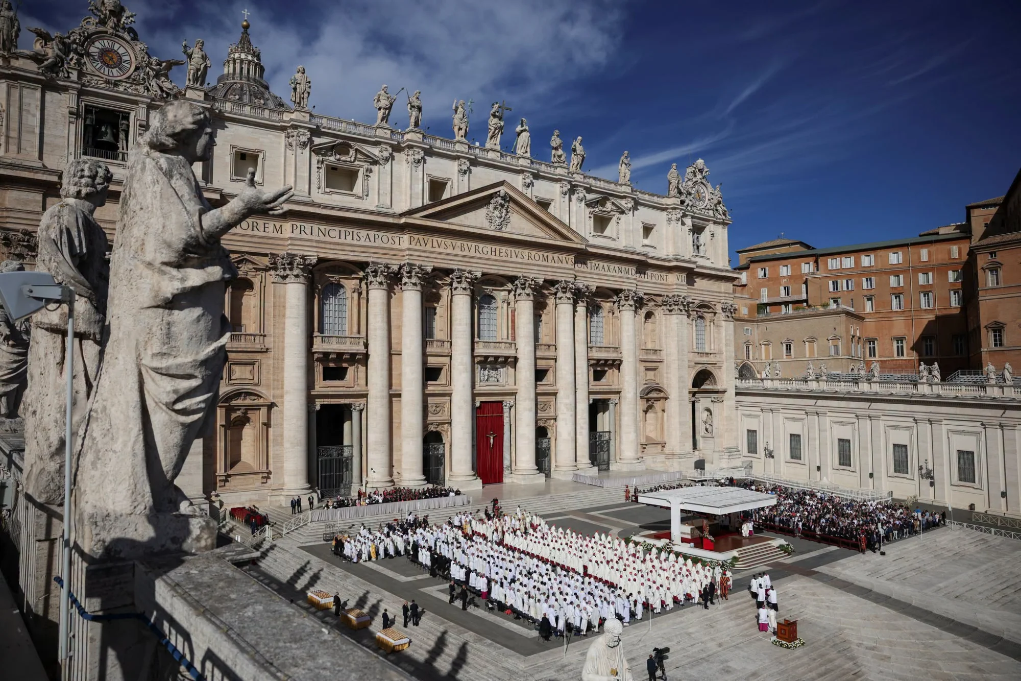 ĐHY Tagle chủ sự Thánh lễ bế mạc cuộc gặp gỡ nhân dịp 10 năm ban hành Tông huấn "Amoris laetitia" ĐHY Tagle chủ sự Thánh lễ bế mạc cuộc gặp gỡ nhân dịp 10 năm ban hành Tông huấn "Amoris laetitia"